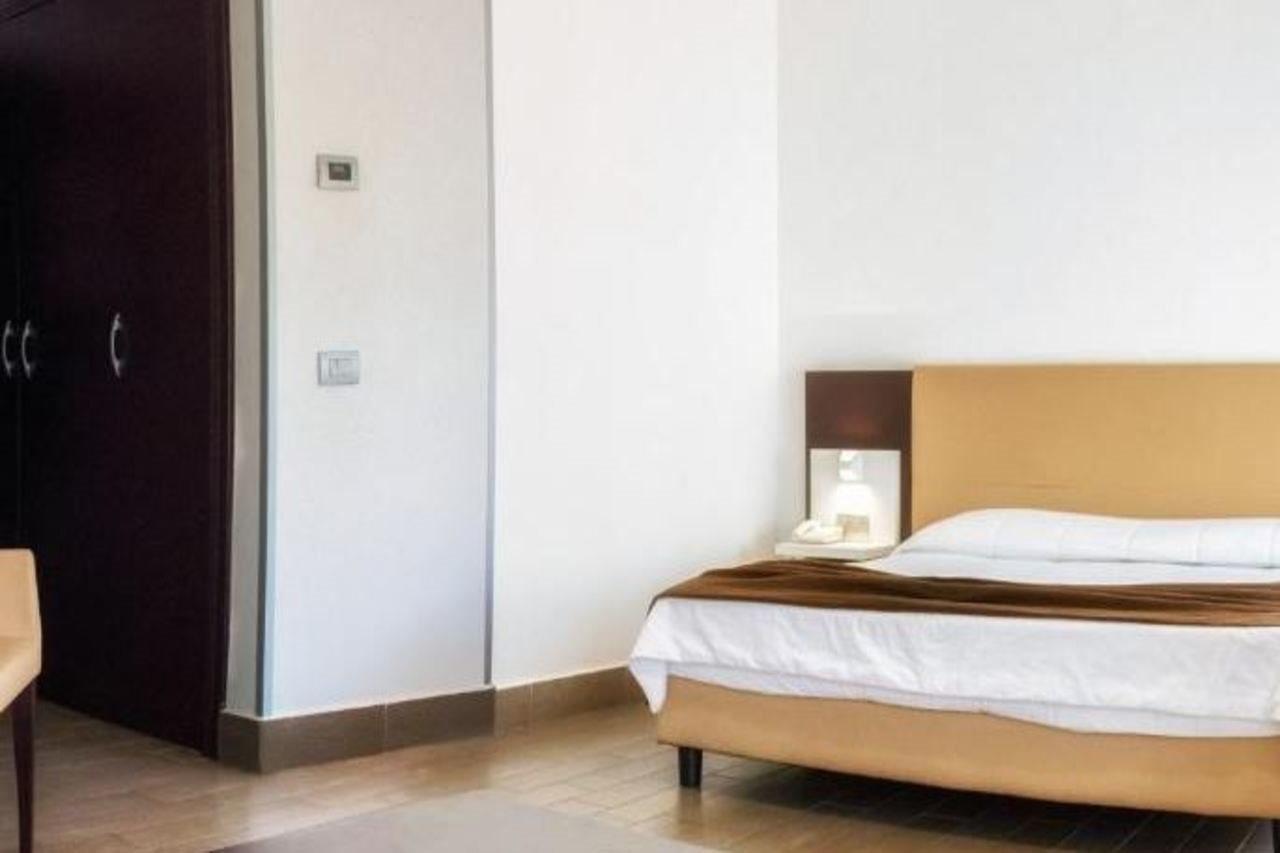 Lh Excel Montemario Hotel Rom